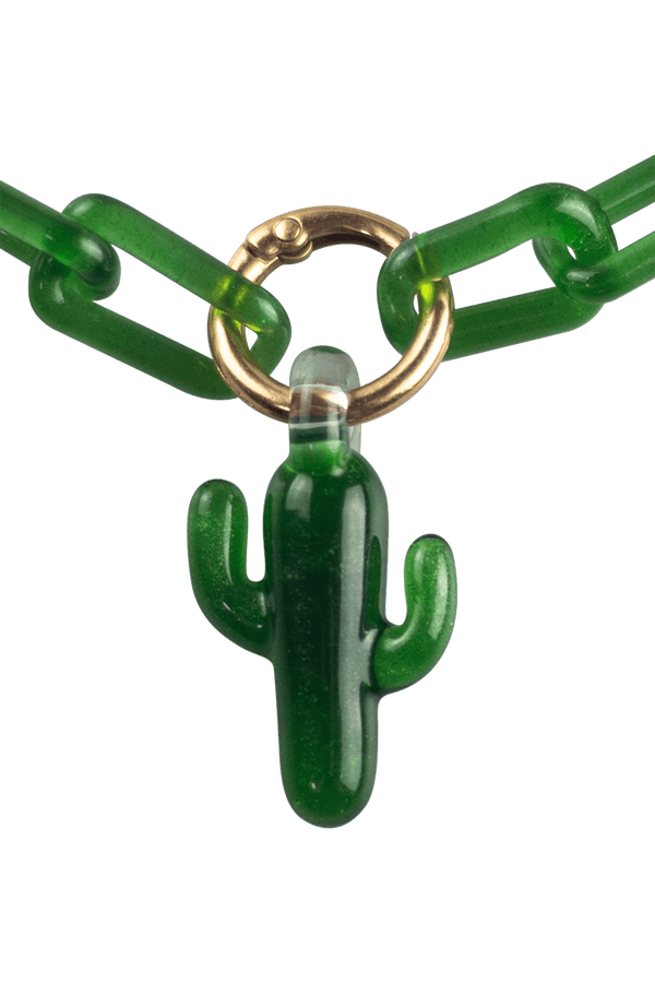 This is the Green Cactus Collab Chain by Technicolor Tony & Maze Glass available at Ritual Colorado. A sleek handmade glass chain featuring a sparkly green cactus pendant.