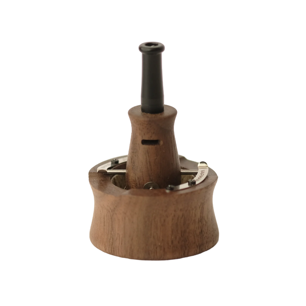 This is the Classic Walnut Vapman Click by INHALE available at Ritual Colorado. Featuring classic Vapman style with an added click feature making it easier than every to get the perfect vaporization sessions.
