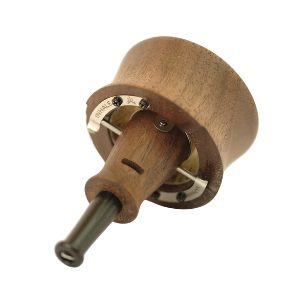 This is the Classic Walnut Vapman Click by INHALE available at Ritual Colorado. Featuring classic Vapman style with an added click feature making it easier than every to get the perfect vaporization sessions.