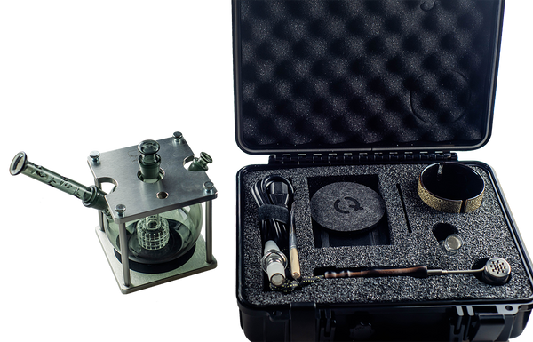 This is the Taroma 360 GO Kit + The Elephant Cage Glass Bong Bundle Discount available at Ritual Colorado. The Taroma 360 is a revolutionary ball vape from QaromaShop that combines efficient conduction and convection heating for a perfect session. Paired with the elephant cage which includes a built-in pass-through adapter this is a great setup for the dry herb enthusiast.