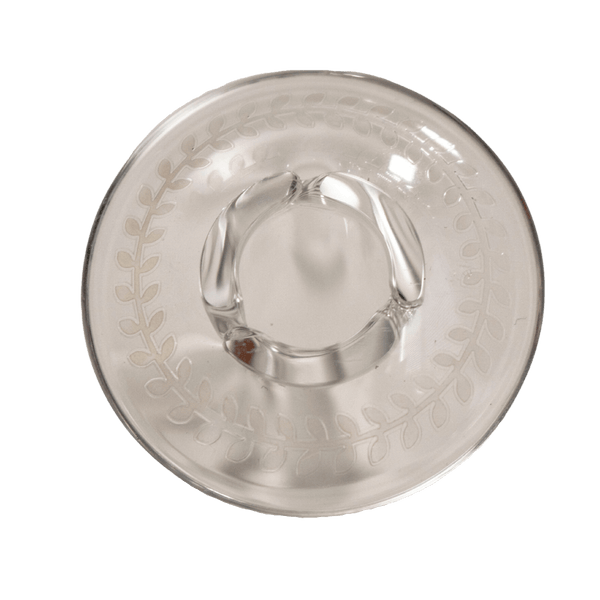 This is the Blender V4 quartz banger from Banger Supply. Featuring a beautiful leaf pattern under the dish and fully welded quartz construction this is primed for butane torch use.