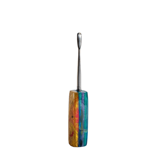 This is a rounded tip dab tool from The Terp Tool Company available at Ritual. Featuring a convenient rounded dab tip and ergonomic resin handle these unique dab tools provide a convenient and personalized dabbing experience.
