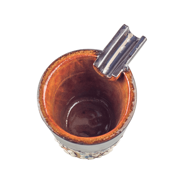 This is the Hot Cocoa ceramic ash tray from Jaxel's Art available at Ritual Colorado. It features an extended arm perfect for holding your joint, dynavap or whip mouthpiece. Check out all the beautiful one-of-one ceramic products from Jaxel's Art and let us know if you're ever interested in a custom creation.