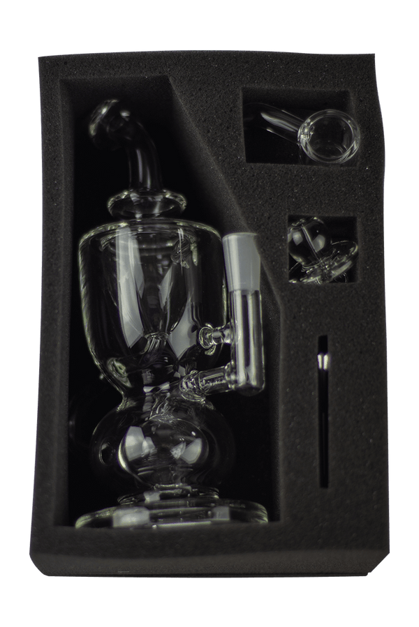 This is the Titan Mini Dab Rig from MJ Arsenal available at Ritual Colorado. Featuring a 10mm female connection and included quartz banger and carb cap this is the perfect portable dab setup that also rips with a Dynavap. 