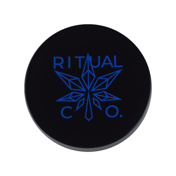 This is a replacement lid for the Ritual Stash Jar - Quarter Ounce from Ritual Co. available at Ritual Colorado. Featuring a sealing layer under the lid for an airtight seal with the jar preserving your flower. 