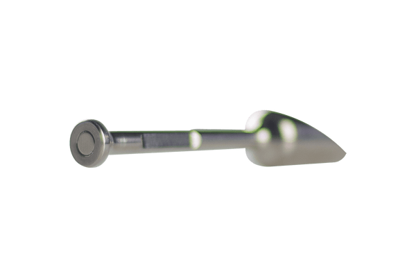 This is the Ritual Herb Scoop, a titanium dry herb shovel from Ritual Co. available at Ritual Colorado. Featuring a tapered edge on the shovel and embedded magnet on the other end this is a perfect multi-tool for your dry herb vaporization sessions.