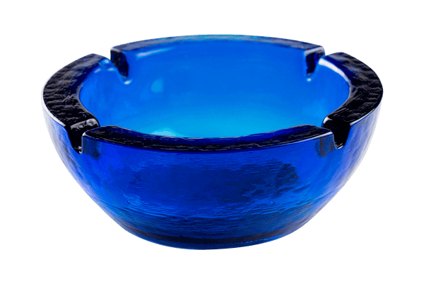 This is the Deep Blue Mid-Century Modern Ashtray from Heady Vintage available at Ritual Colorado. The striking blue color is complimented by four slits for maximum functionality. Check out all the heady vintage ashtrays at Ritual Colorado today!