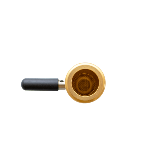 This is the Adapter Brass Bowl from QaromaShop available at Ritual. Each bowl comes with a silicone handle and holds 17mm screens. Compatible with all regular size housings this pure brass bowl delivers powerful heat-soaking for getting the best from your ball vaporizer.