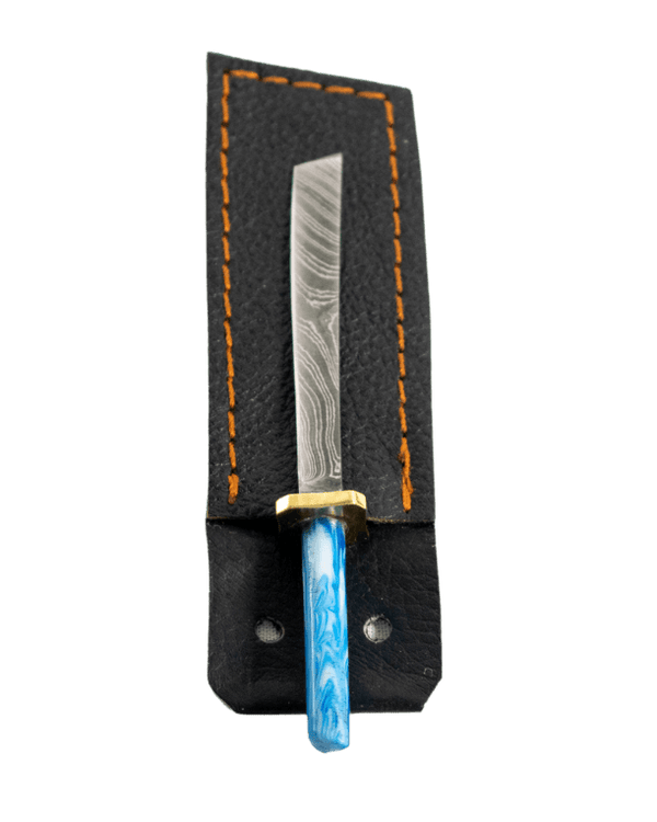 This is the straight Katana dab tool from Dabmascus available at Ritual. It features a beautiful handle and hilt with a blade from high-quality Damascus Steel. 