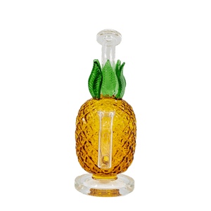 This is the No, This is Patrick water piece from Ritual Glass. Featuring an etched amber body and individual green leaves this sturdy water piece is a truly unique piece of glass.